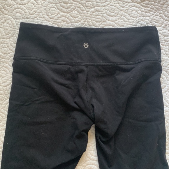 Lululemon Wunder Under Soul Cycle Crop Sz 8 - Picture 2 of 4
